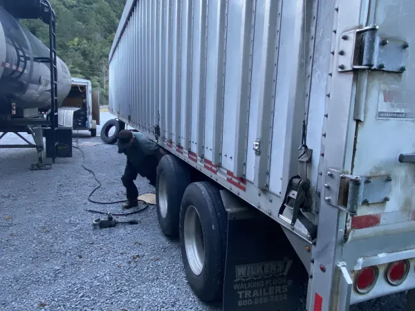Blair's Mobile Service & Truck Repair - photo 4
