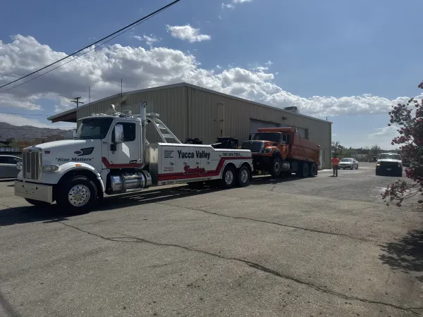 Yucca Valley Towing - photo 3