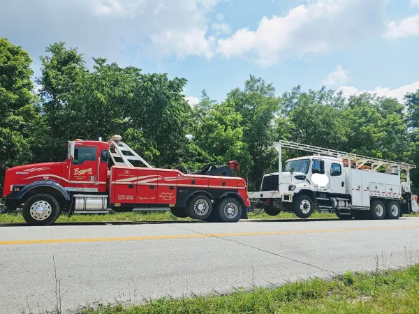 Thoroughtruck inc(Heavy duty towing and truck repair) - photo 2
