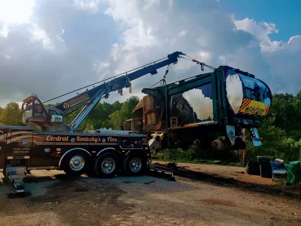 Thoroughtruck inc(Heavy duty towing and truck repair) - photo 3