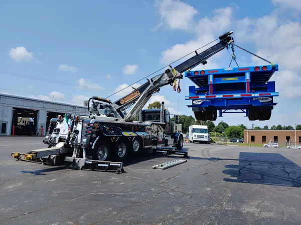Thoroughtruck inc(Heavy duty towing and truck repair) - photo 4