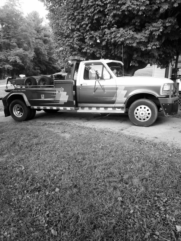 Cj's towing and recovery - photo 2