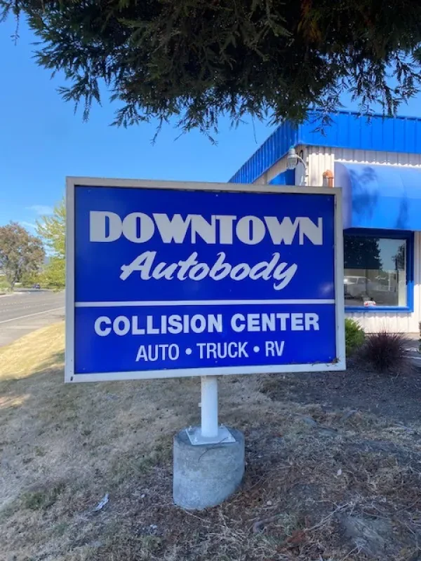 Downtown Autobody - photo 3