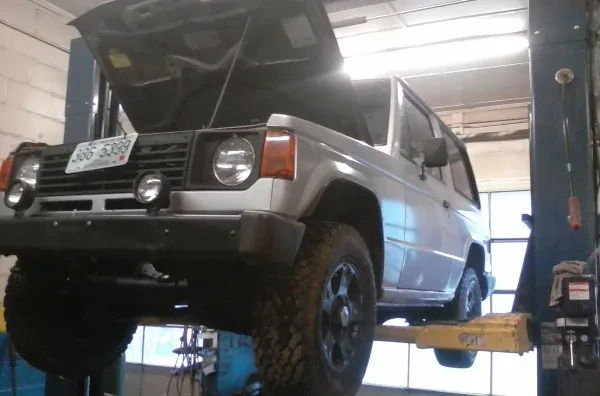 Arnold's Auto Center - photo 3