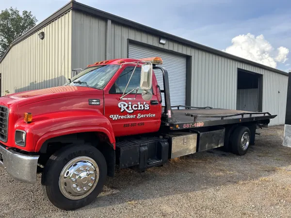 Rich’s Wrecker Service - photo 3