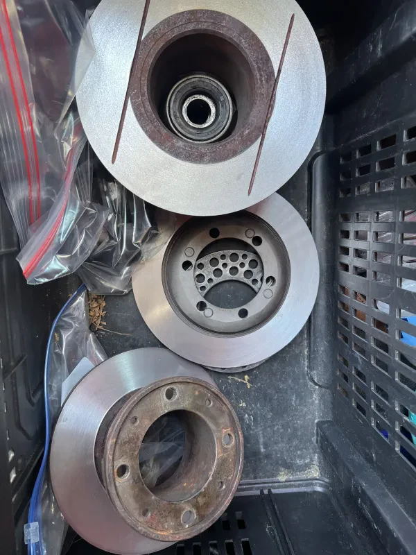 A & M Motor Supply - photo 4