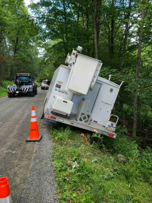 TNF Towing LLC - photo 3