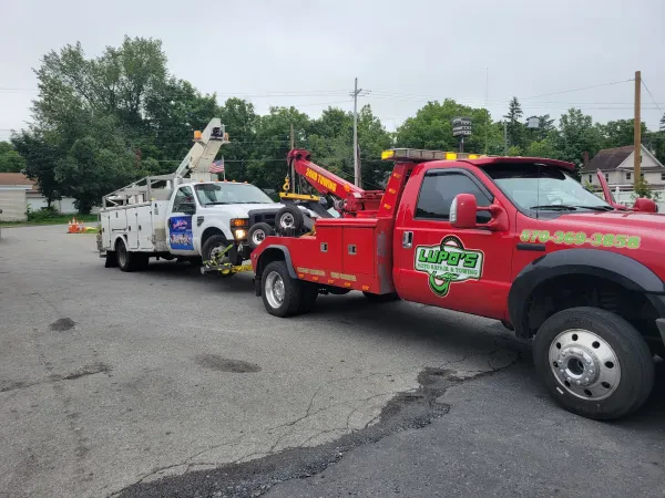 Lupo's Auto Repair & Towing - photo 2