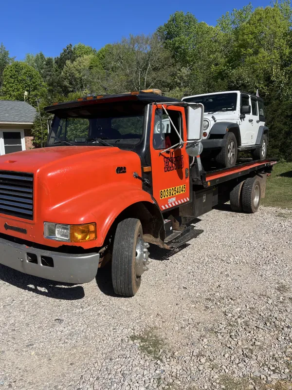 Kitts Wrecker Service LLC - photo 3