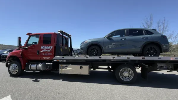 Riede’s Towing - photo 3
