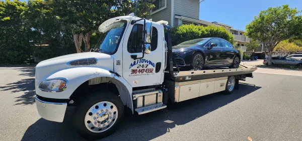 A&J Towing - photo 2
