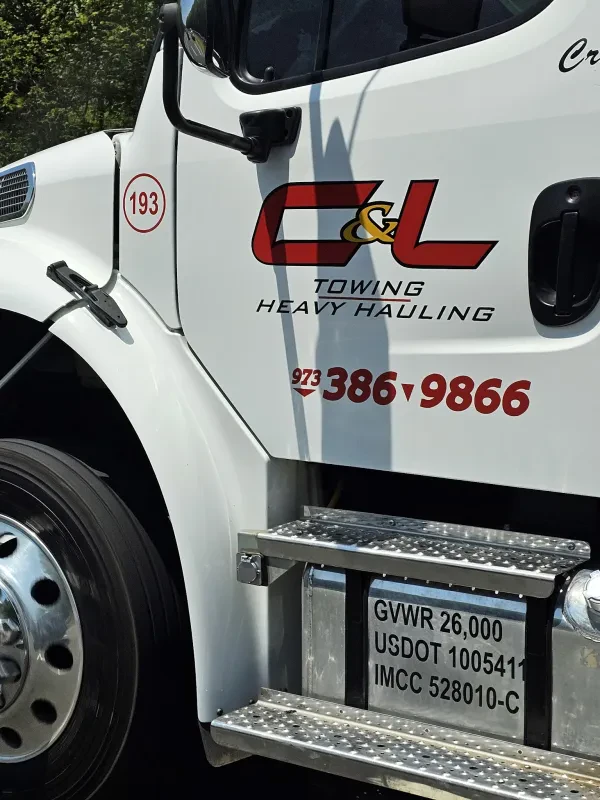 C&L Towing - photo 4