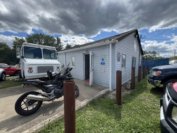 West End Garage LLC - photo 2