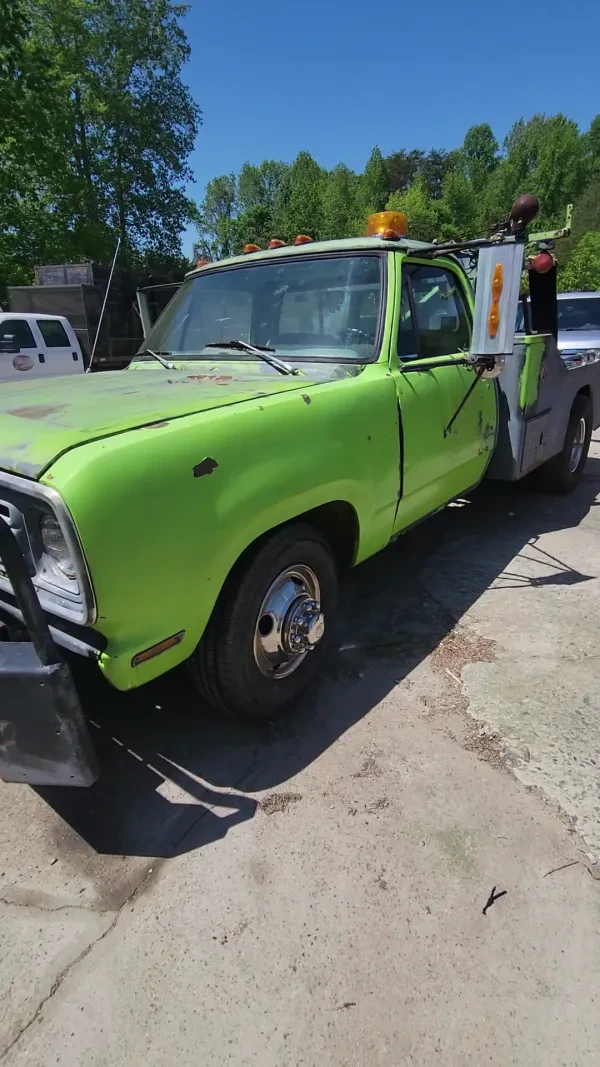 White's Used Cars, Auto Repair and Towing - photo 2