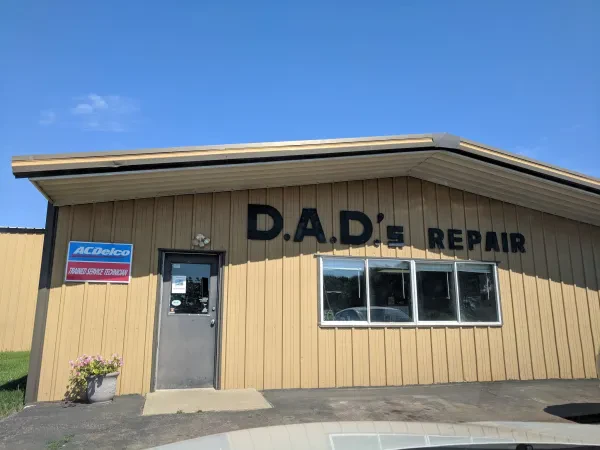 DAD'S Automotive Repair - photo 2