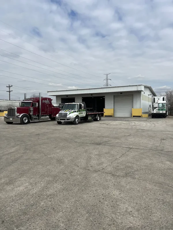 Illinois Fleet Service Towing & Repair - photo 2