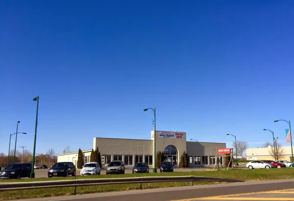 Auto Outlets of Wolcott - photo 4