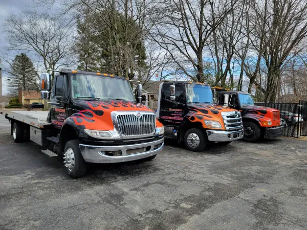 Hometown Automotive & Autobody - photo 3