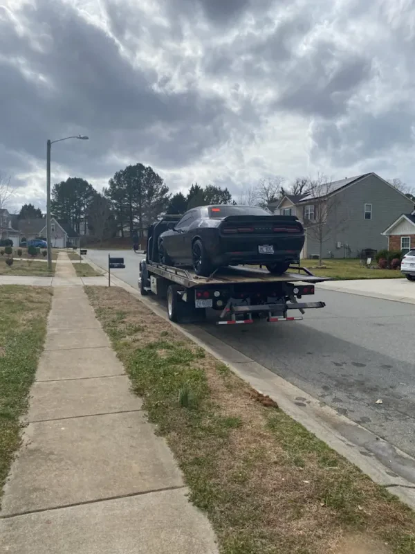 Hernandez Towing and Transport - photo 3