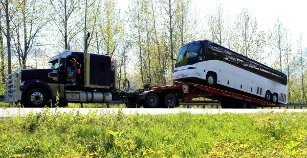Glennallen Towing and Recovery - photo 2