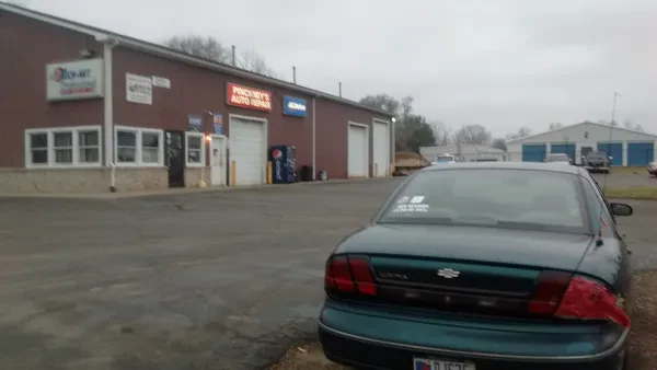 Pinckney's Auto Repair Center - photo 2