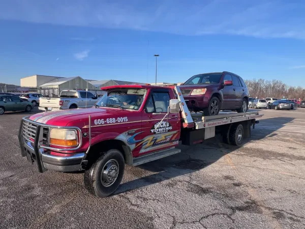 Hicks Towing - photo 2