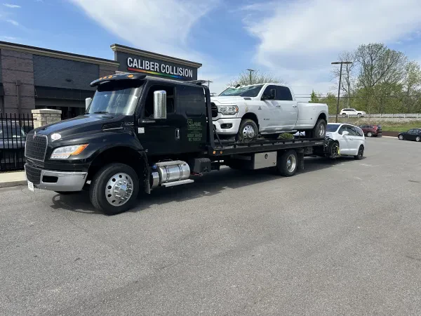 4 Lane Mobile Towing and Recovery - photo 2