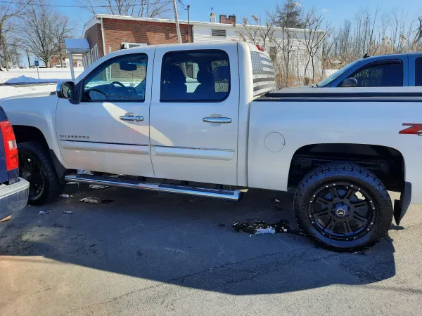 Suffield Auto LLC - photo 2