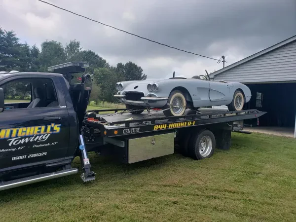 Mitchell's Towing and Roadside Assistance LLC - photo 2