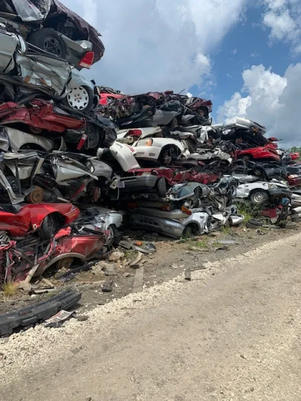 Army's Auto Wrecking - photo 4