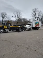 Huff's Towing