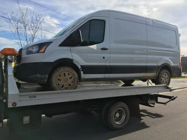 Wrays towing & hauling - photo 3