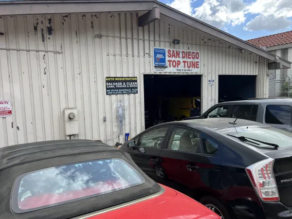 CHEAP DMV SERVICES. $50 FEE CLEAN & SALVAGE TITLES, MORORCYCLES PLUS SMOG TEST WITH BRAKES & LAMPS INSPECTION - photo 2