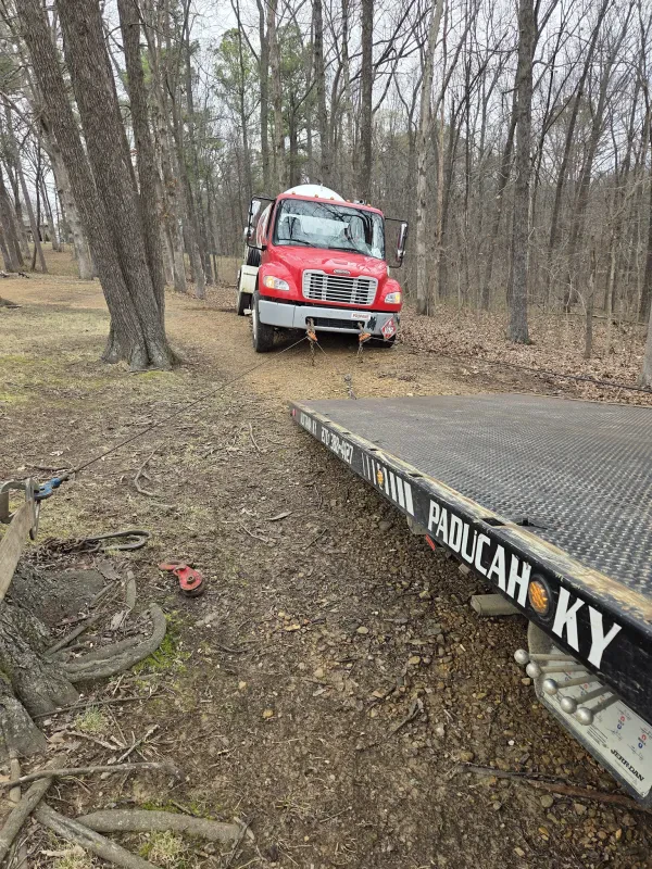 Stinnett Truck Repair & Towing - photo 3
