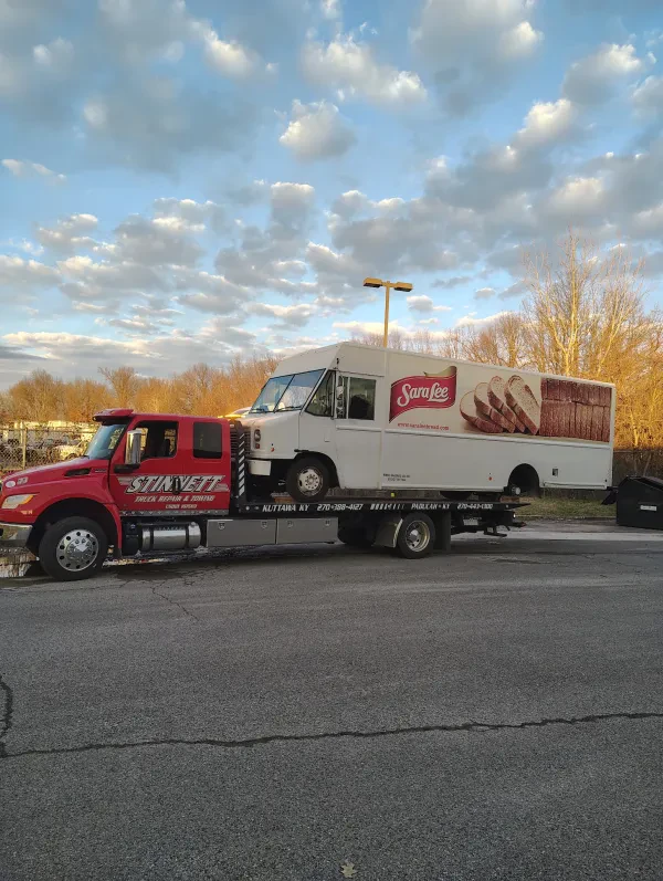 Stinnett Truck Repair & Towing - photo 4