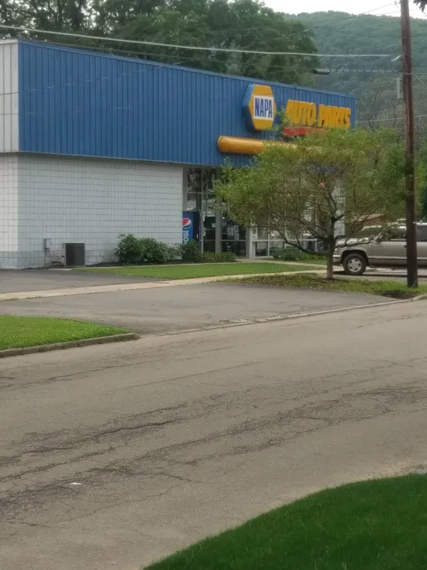 NAPA Auto Parts - Barnhart Davis Company - photo 2