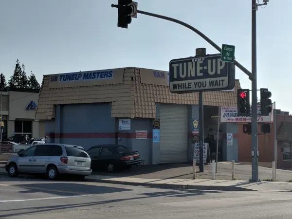 Tuneup and Smog Masters INC - photo 2