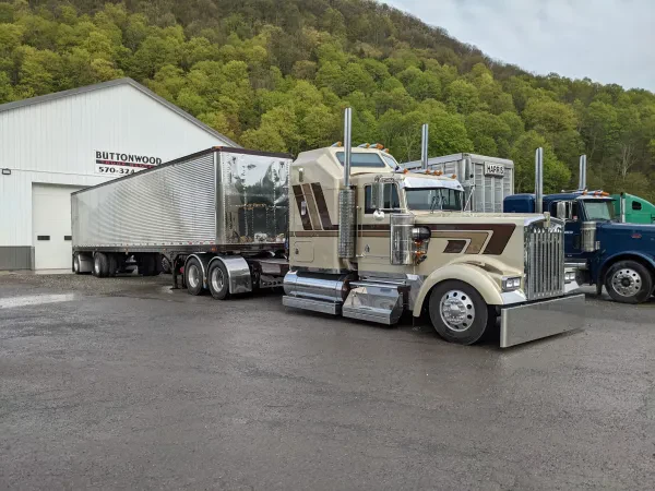 Buttonwood Truck Center - photo 2