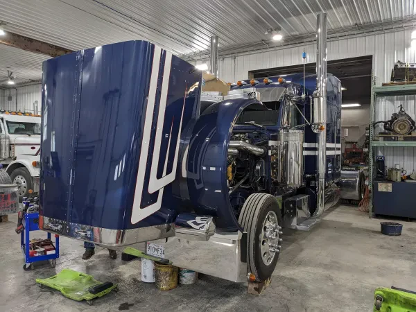 Buttonwood Truck Center - photo 3