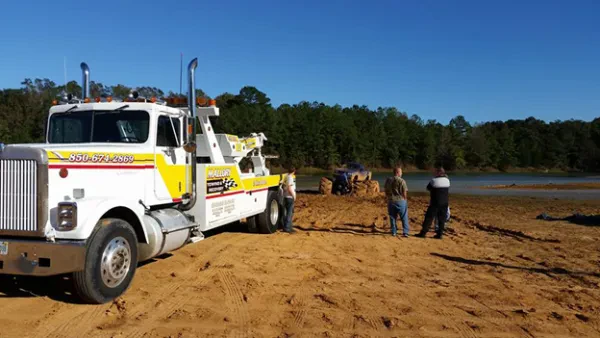 Mallory Towing & Recovery Inc - photo 2