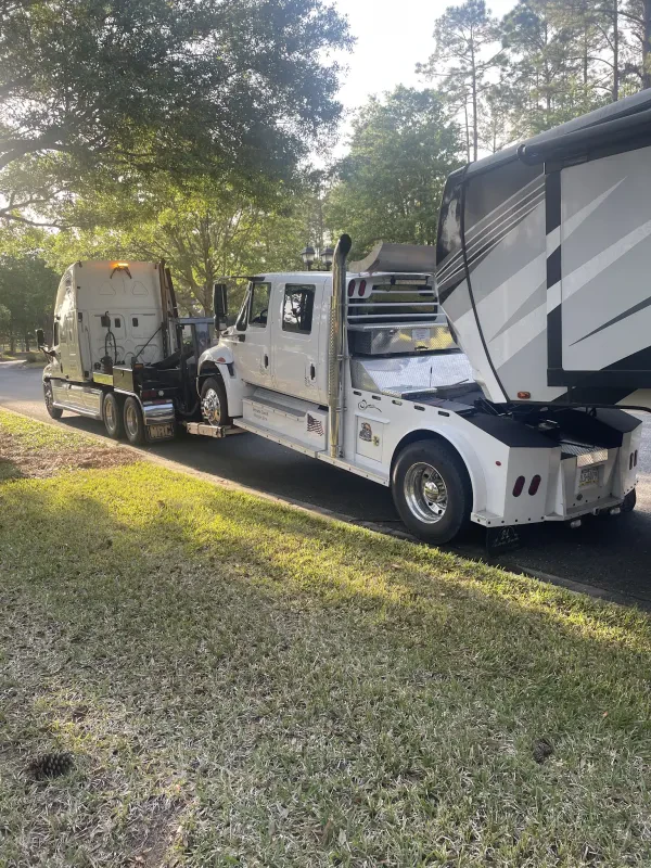Miracle Automotive & Truck Services - photo 3