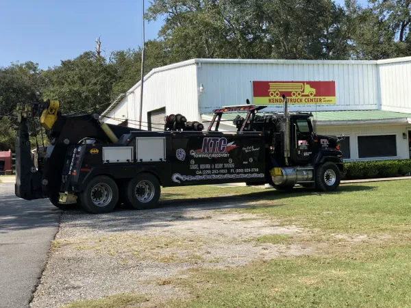 Kenda Truck Center - photo 2
