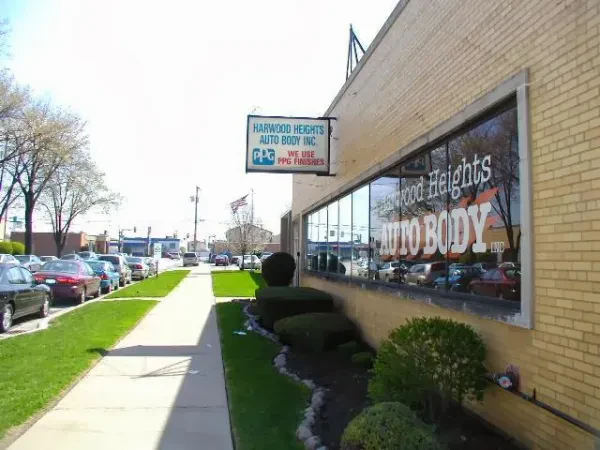 Harwood Heights Auto Body, Inc. - photo 2