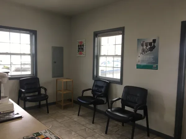 Ellsworth Auto Care LLC. - photo 3