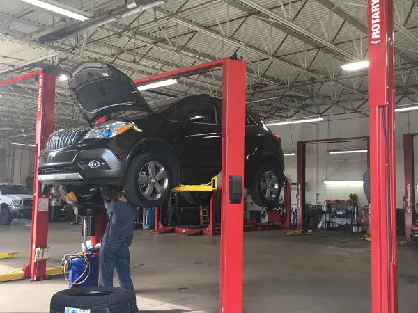 Top Tech Auto Repair - photo 3