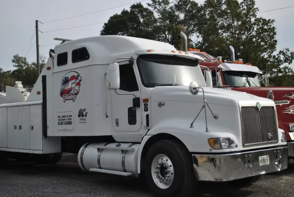 OC's Towing - photo 2