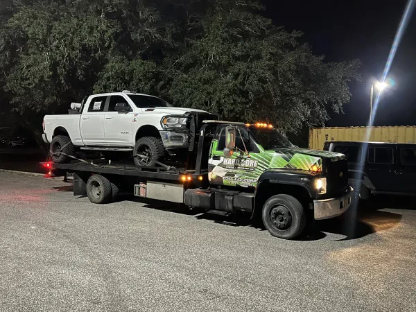 Hard Core Towing & Recovery - photo 2