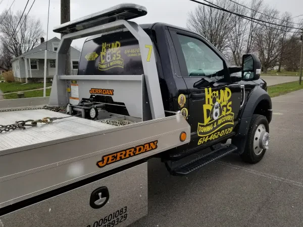 Hound Dog's Towing - photo 2