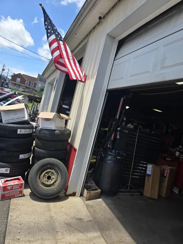 W H Auto Repair - photo 4