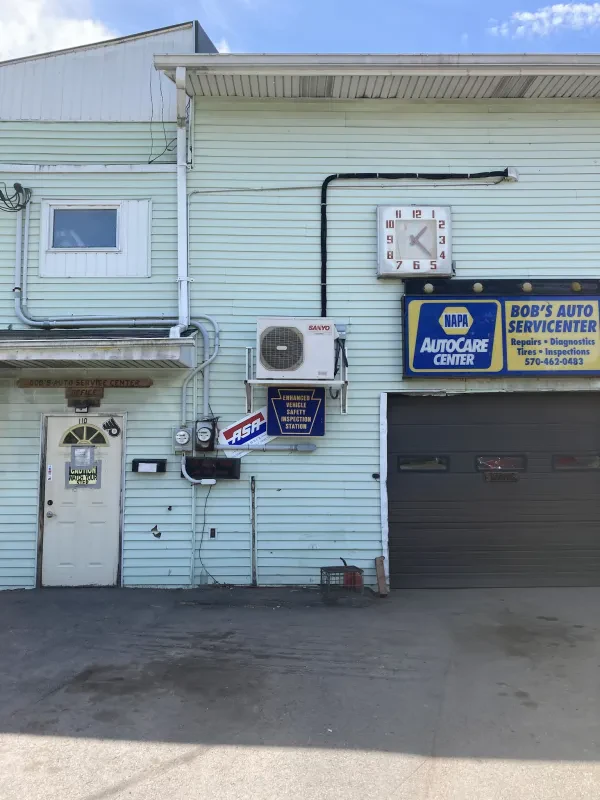 Bob's Auto Services Center - photo 2